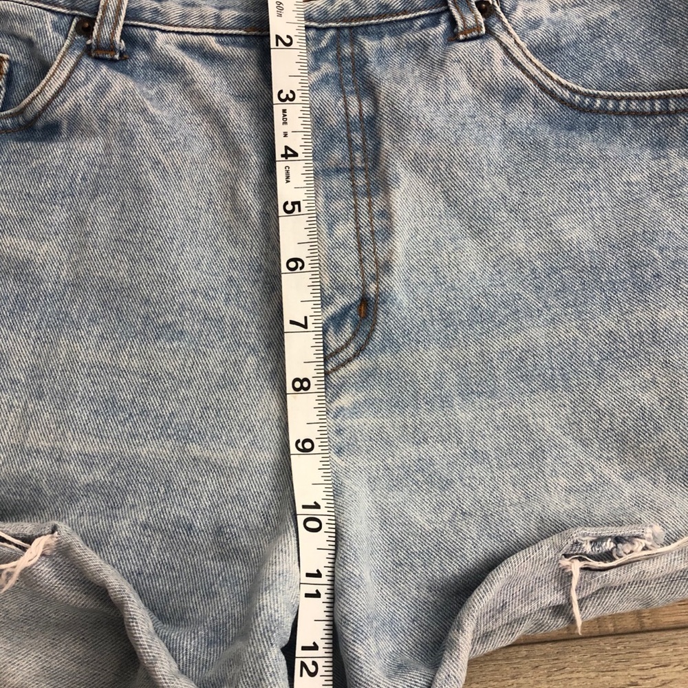 Bill Blass Vintage Jean Shorts size 10 - Picture 6 of 8